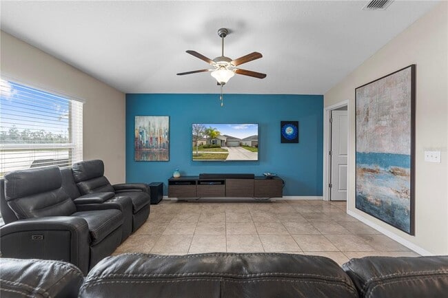 Building Photo - 17110 White Mangrove Dr