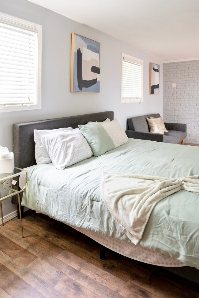 Building Photo - Spacious 3-Bedroom Home for Rent in Renton
