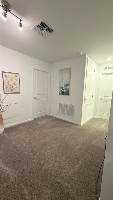 Building Photo - 2731 Armstrong Ave