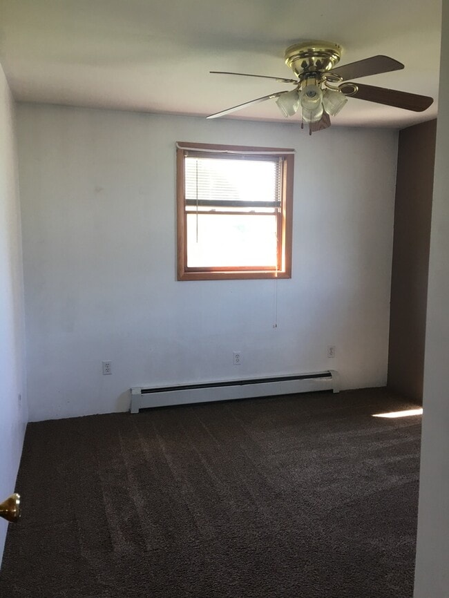 Building Photo - Beautiful secluded 4 bedroom 2.5 bath home with 2 stall detached garage and descent sized yard