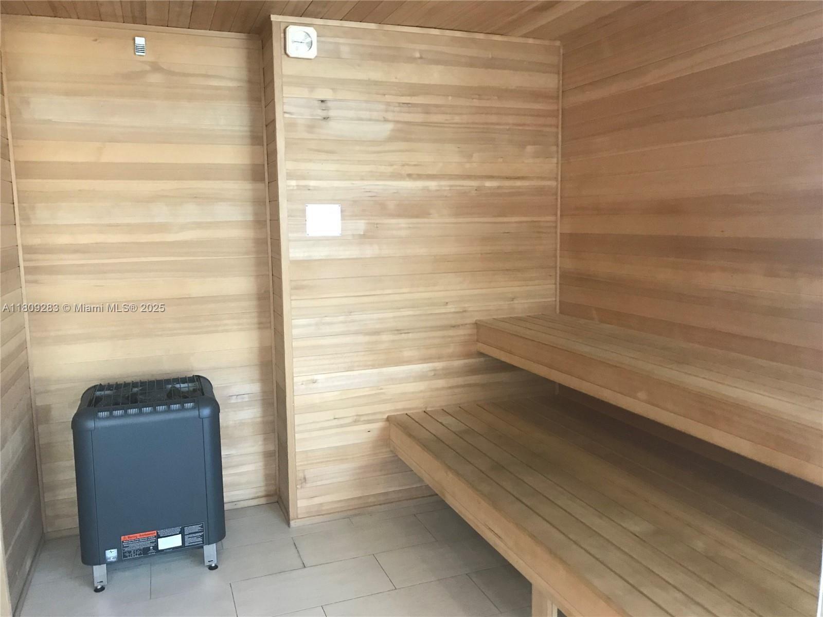 Building Photo - 488 NE 18th St