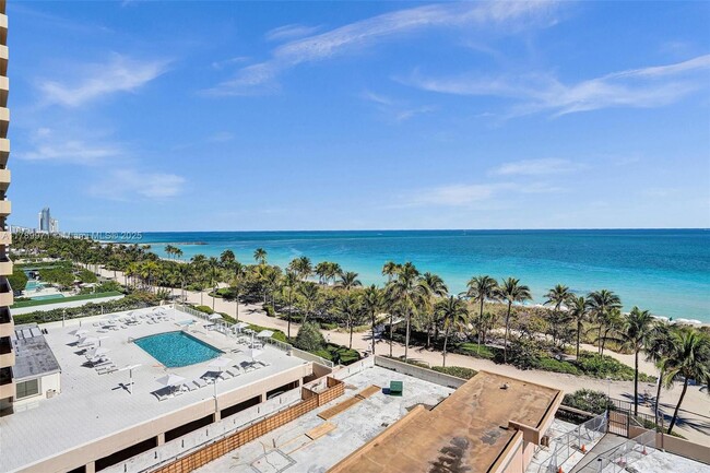 Building Photo - 10175 Collins Ave