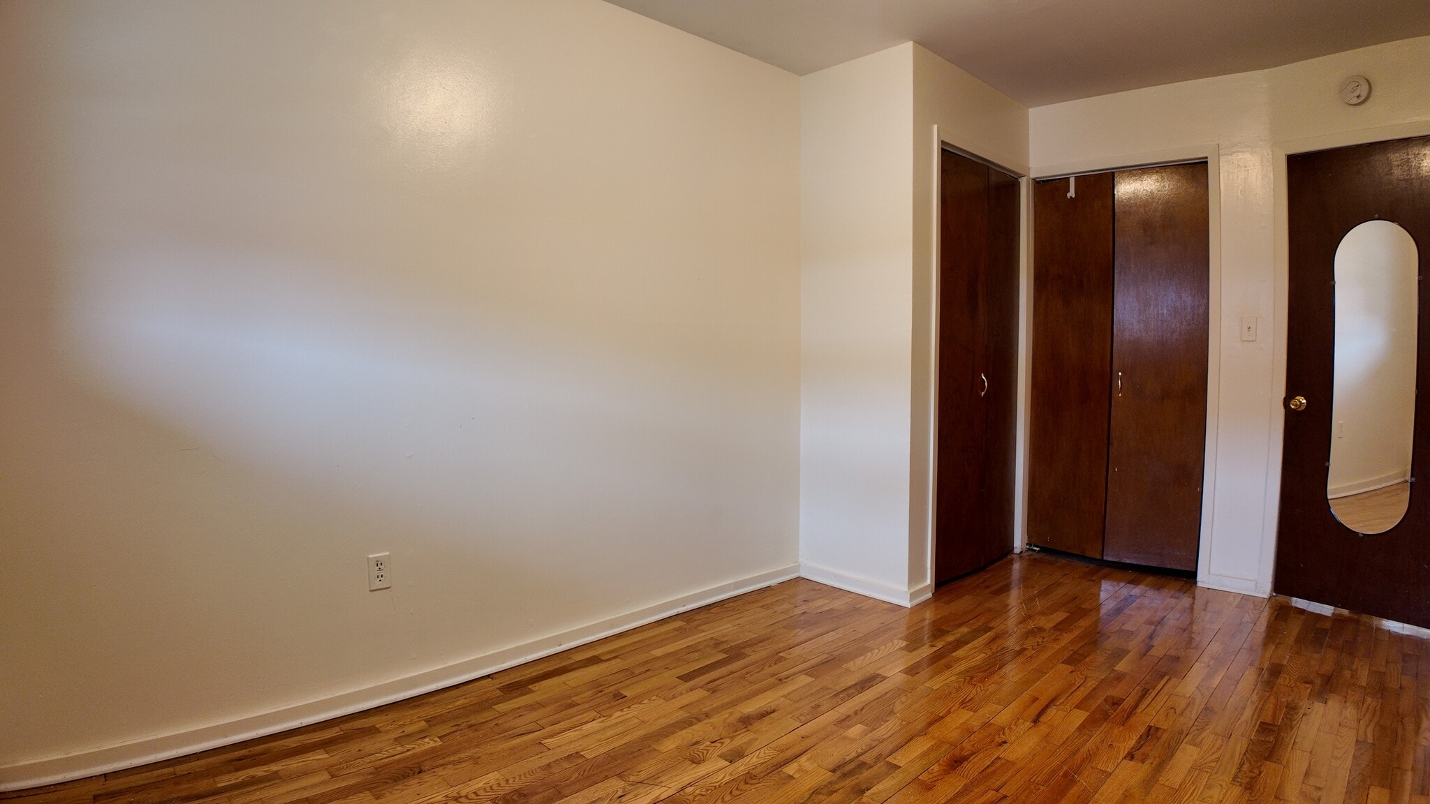 Building Photo - 420 Screvin Ave