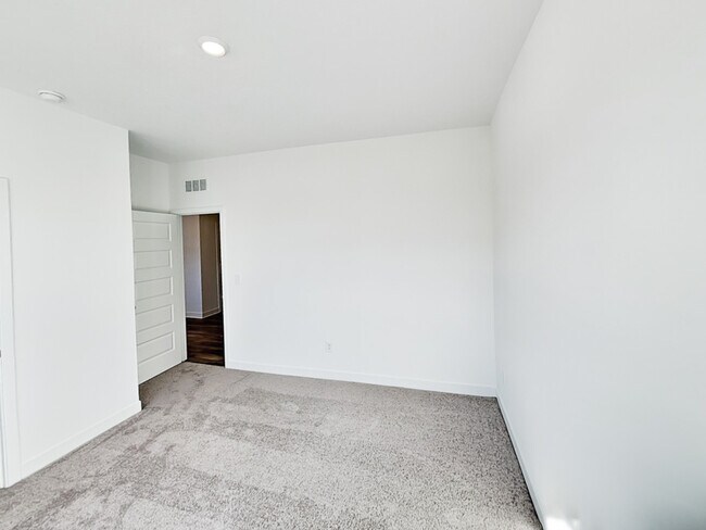 Building Photo - 11710 Cotterill Wy