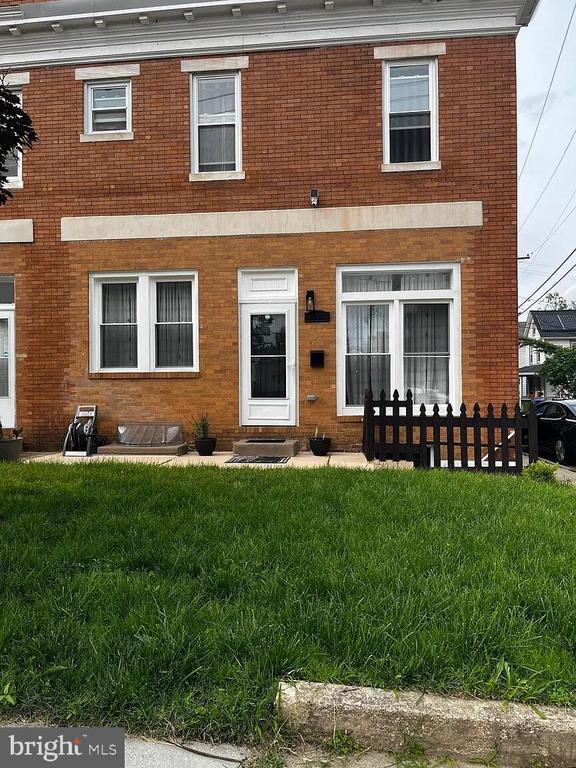 Building Photo - 2912 Grindon Ave