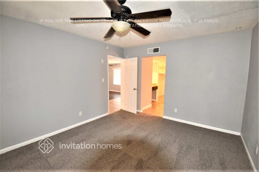 Building Photo - 4713 W Cochise Dr