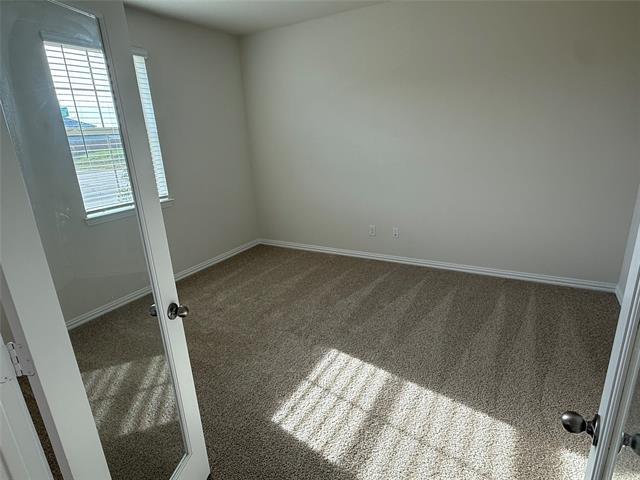 Building Photo - 4013 Amethyst Dr
