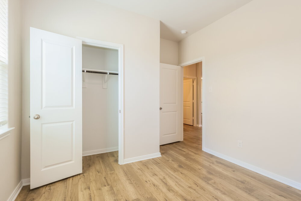 Building Photo - 15571 Caramel Spgs Dr