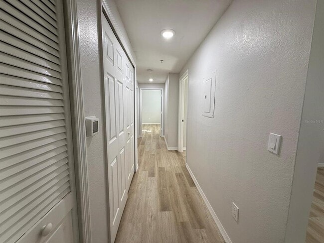 Building Photo - 3478 Westchester Square Blvd