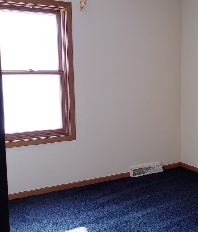 Building Photo - 3 Bed 1.5 Bath Single Family Home in Wausau