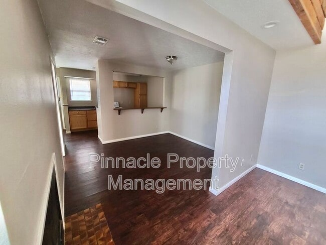 Building Photo - 1713 Utah Ave