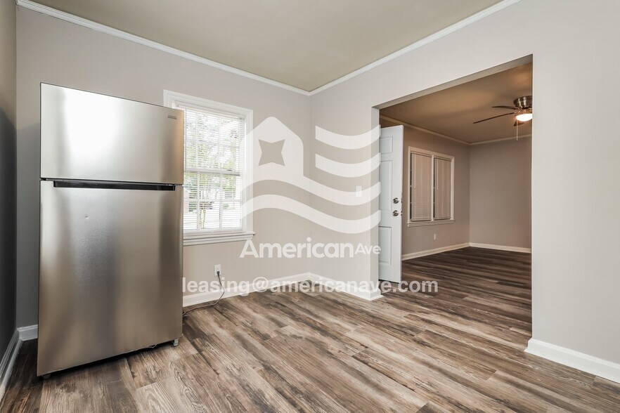 Building Photo - 2831 E Wynnton Ln