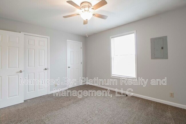 Building Photo - 363 Peabody Dr