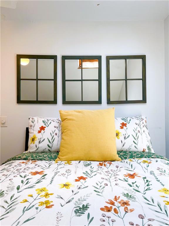 Building Photo - 6 Pope St