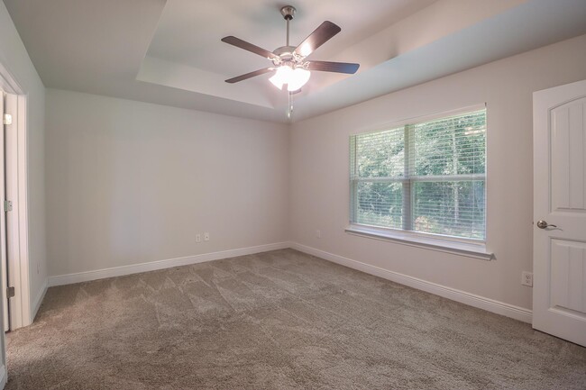 Building Photo - 14097 Plantation Oaks Dr