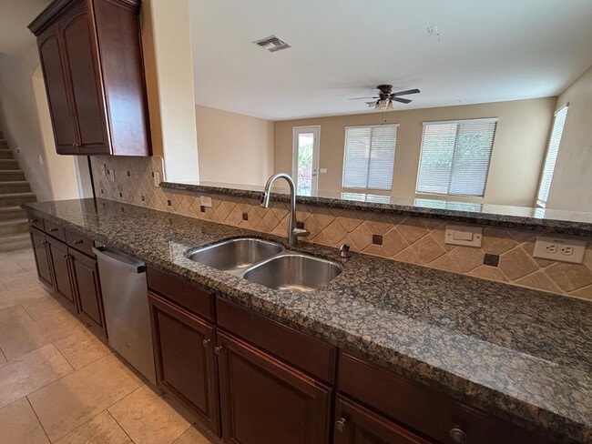 Building Photo - 3436 E Casa Mader Dr