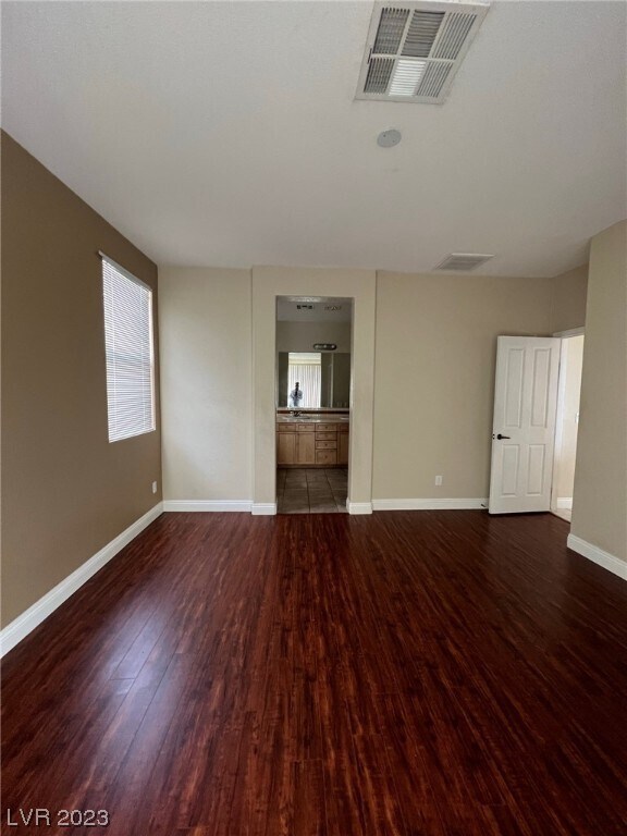 Building Photo - 9301 Thunder Falls Ct