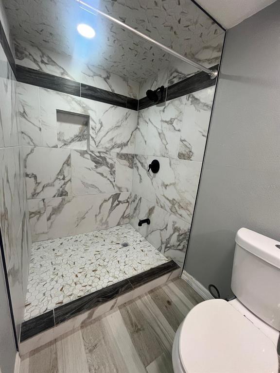 Building Photo - 1400 Dakota Ave