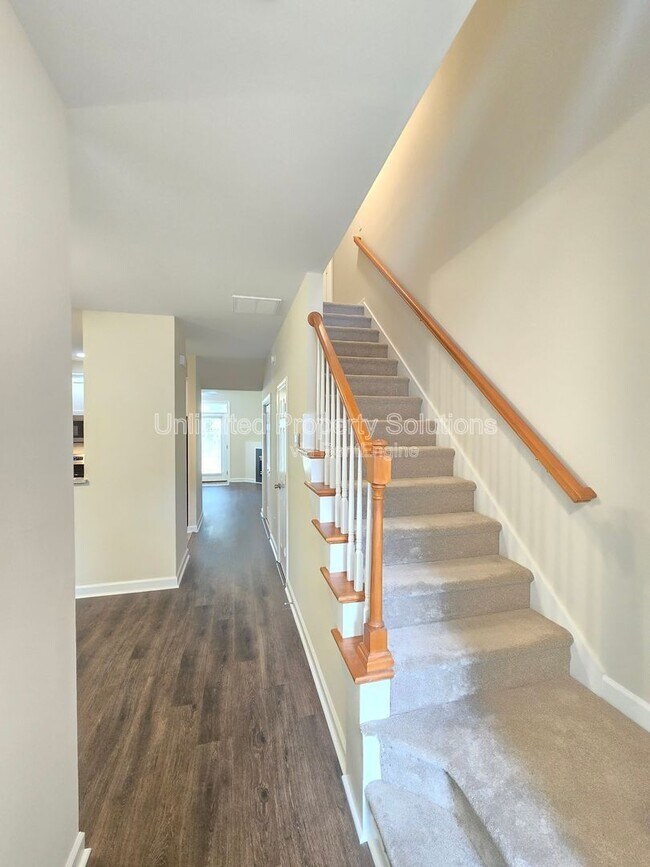 Building Photo - 5813 Wrightsville Ave