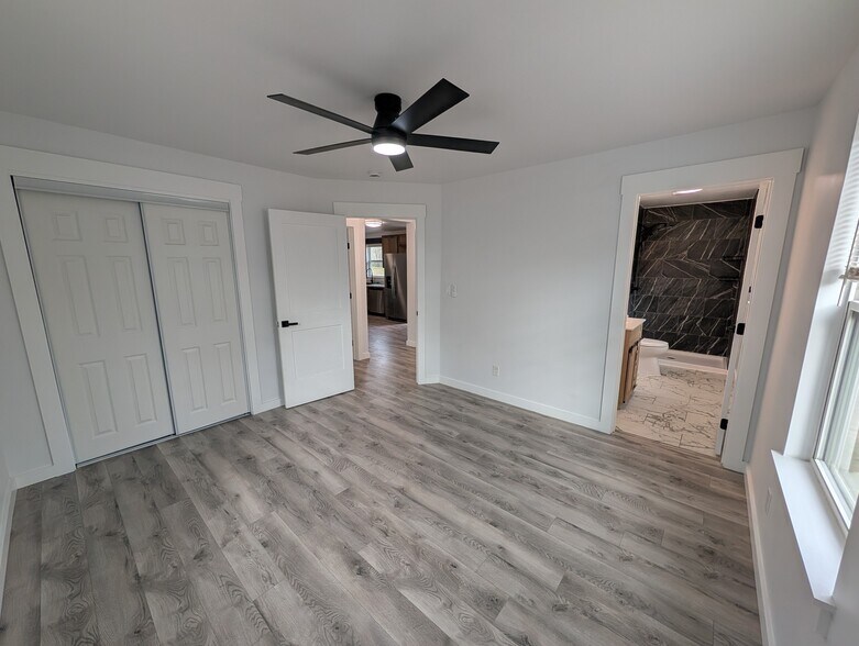 Building Photo - 333 Corinth Rd