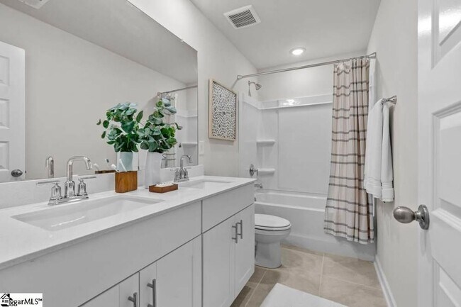 Building Photo - 807 Brockman McClimon Rd