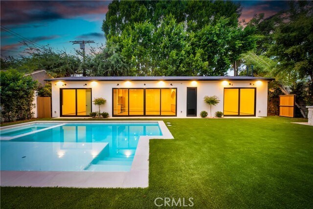 Building Photo - 5149 Beeman Ave