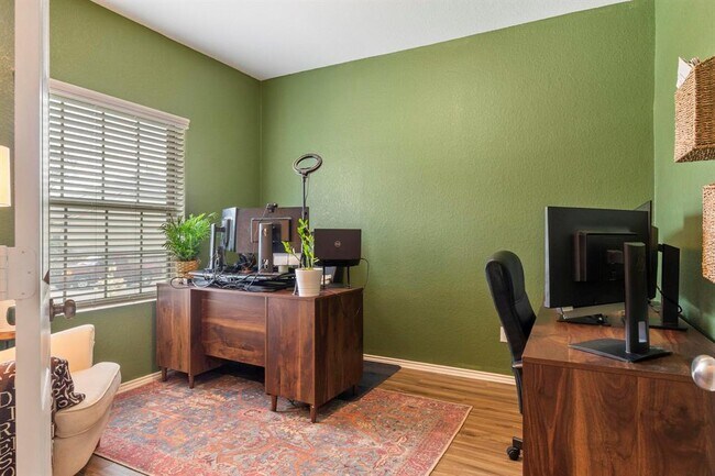 Primary Photo - 5932 Bianca Dr