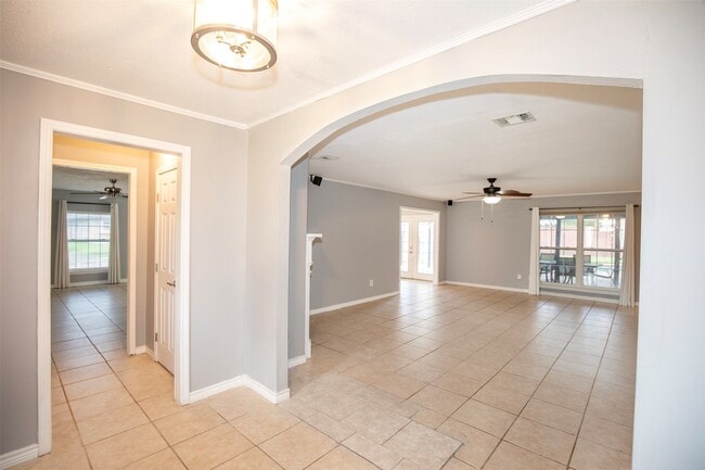 Building Photo - 10514 Sagemeadow Ct