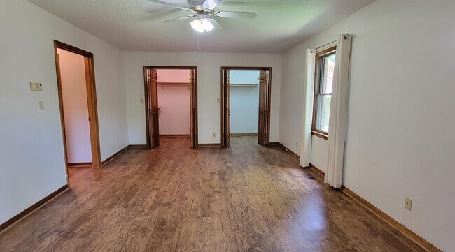 Building Photo - 3021 Puetts Chapel Rd
