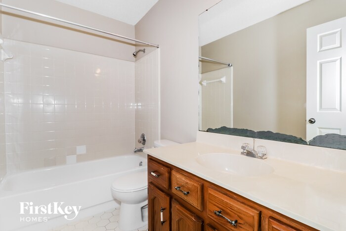 Building Photo - 7723 Ivy Mist Cove W