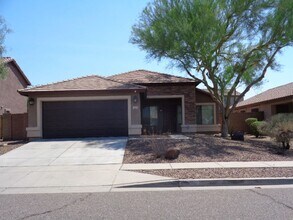 Building Photo - Beautiful 3 bedroom home in lovely neighbo...