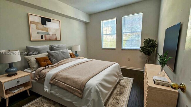 Building Photo - 533 NE 3rd Ave