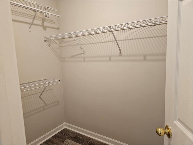Building Photo - 986 Ashton Oak Cir