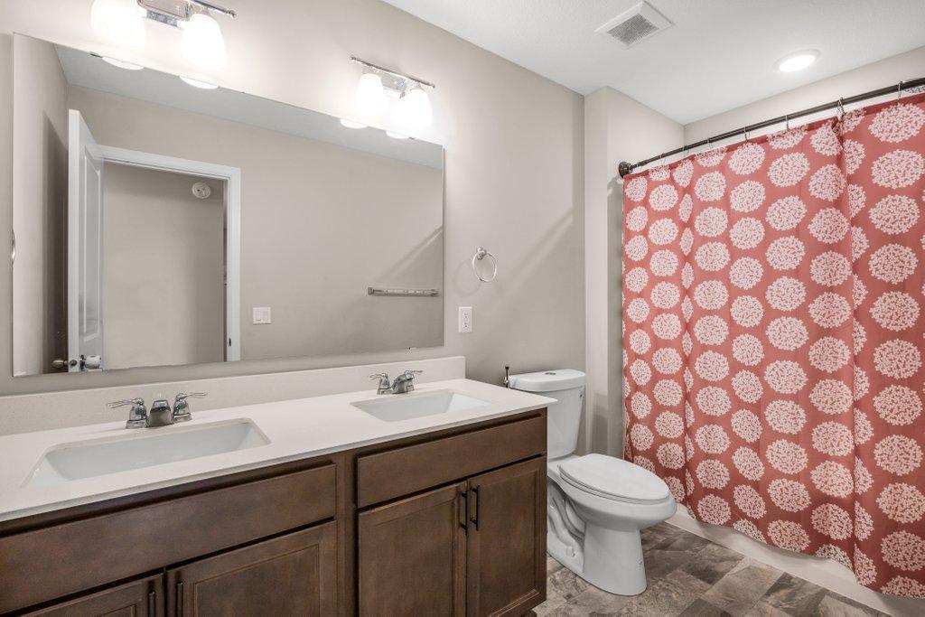 Building Photo - 21979 Lower Mill Ave