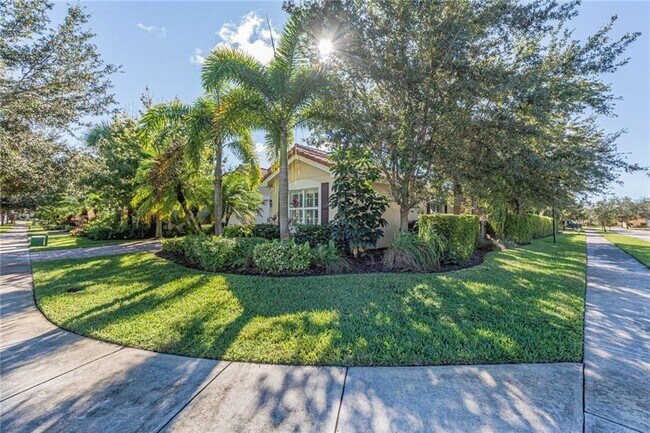 Building Photo - 2695 Heron Bay Ln
