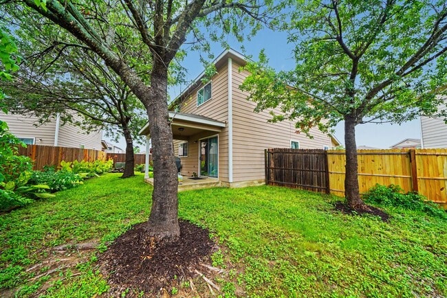Building Photo - Beautifully Updated Home with Game Room in Villas of Westcreek - Realtor Commission: $500
