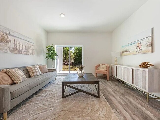 Building Photo - Charming 3BR House in Lehigh Acres
