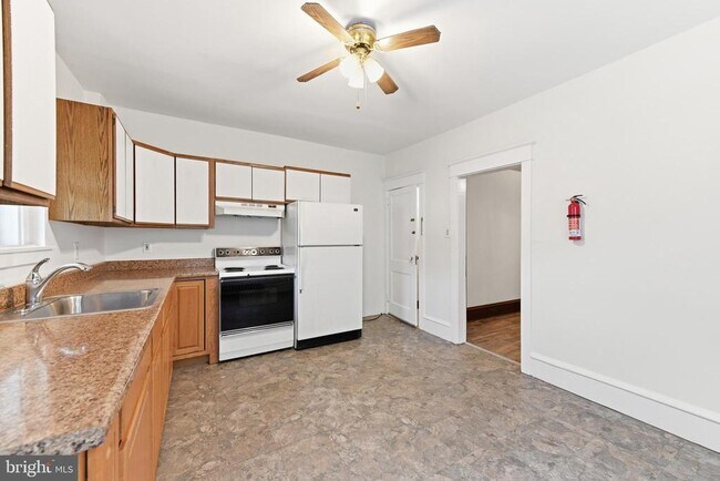Building Photo - 3923 Pottsville Pike