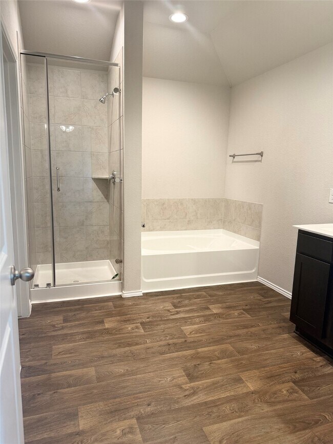 Building Photo - 15310 Dinnet Berm Dr