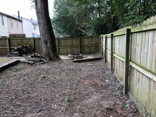 Building Photo - TownHome Near Downtown Kennesaw
