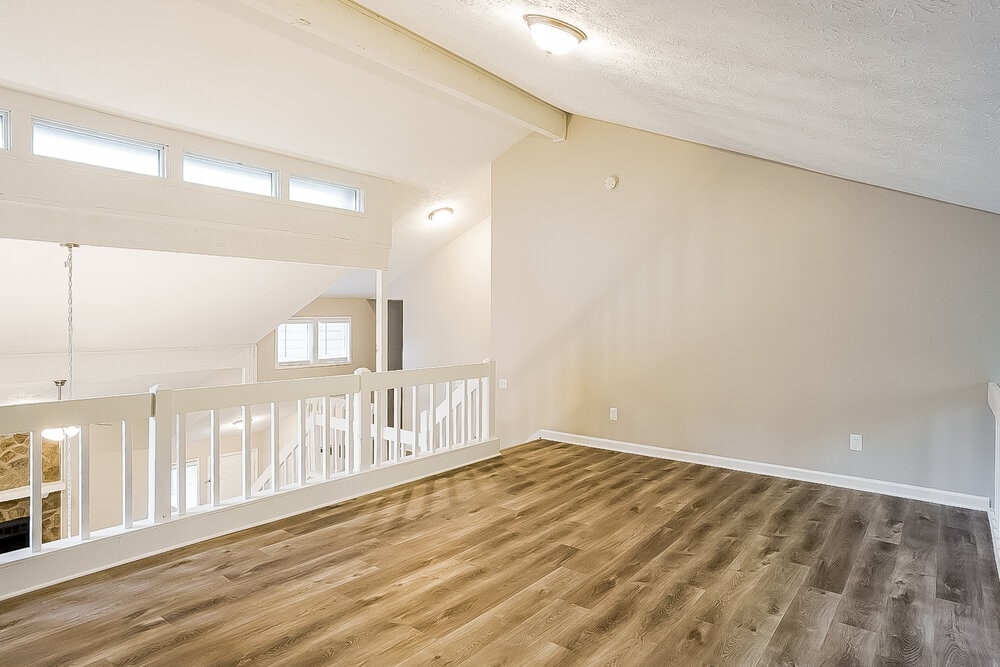 Building Photo - 6826 Creekwood Dr
