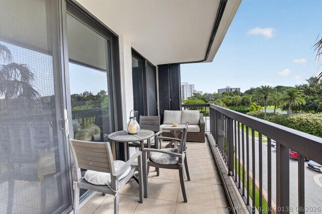 Building Photo - 4748 S Ocean Blvd