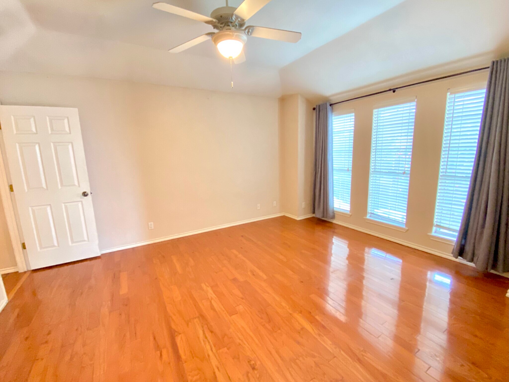 Building Photo - 1551 Briarwyck Dr