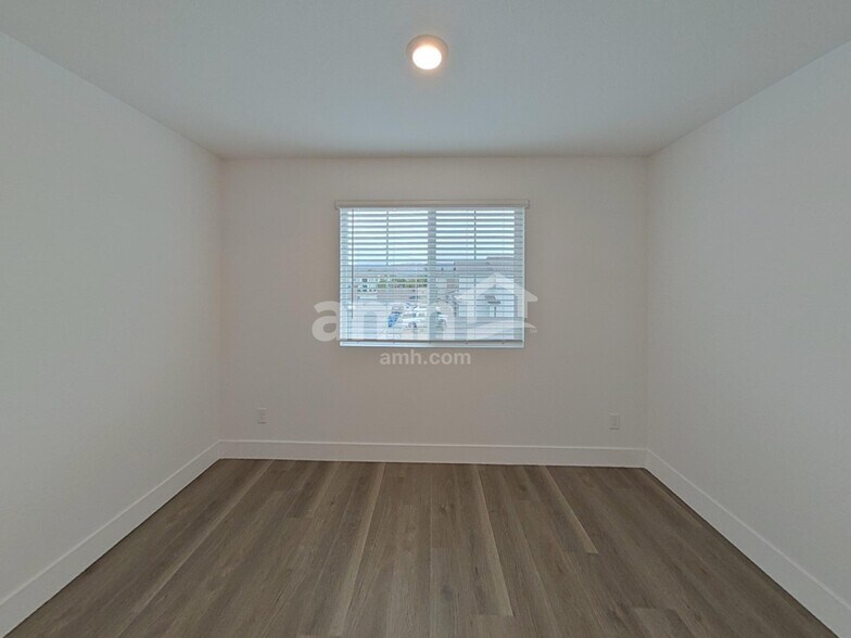 Building Photo - 5812 Fly Fisher St