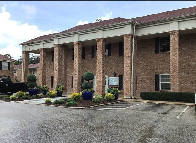 Building Photo - 5201 Atlantic Blvd