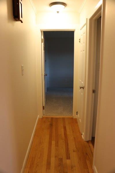 Building Photo - 300 Caroline St