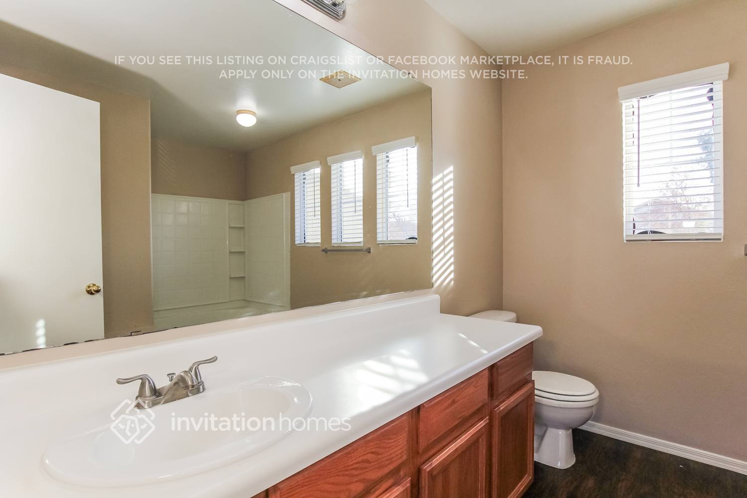 Building Photo - 1216 S 121st Ln