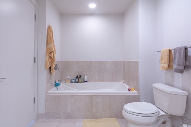 Building Photo - 60 E Monroe St