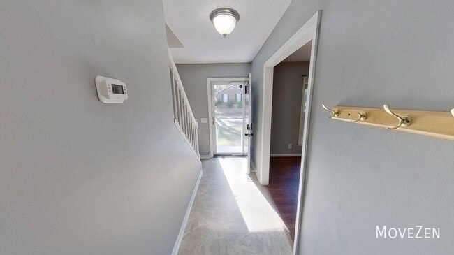 Building Photo - 6017 Whittier Dr