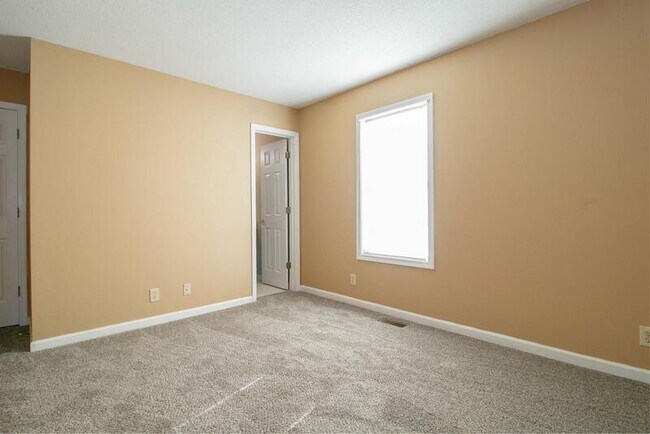 Building Photo - 1945 Timberline Cir